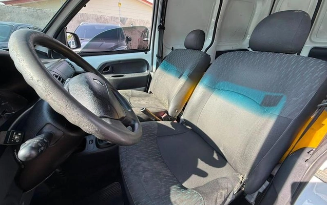 imagem-https://www.socarrao.com.br/sc-vehicle-images-prod/3780023/1789664768950-8451706_10_B_96e0b78fbc.jpeg