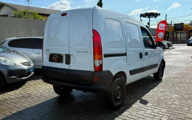 imagem-https://www.socarrao.com.br/sc-vehicle-images-prod/3780023/1789664768955-8451706_14_B_dd032908dc.jpeg