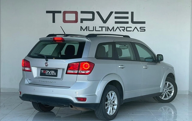 imagem-https://www.socarrao.com.br/sc-vehicle-images-prod/3780077/1789145528564-003_e654b8553c02f049ec4ab42a5e4de97b.jpeg