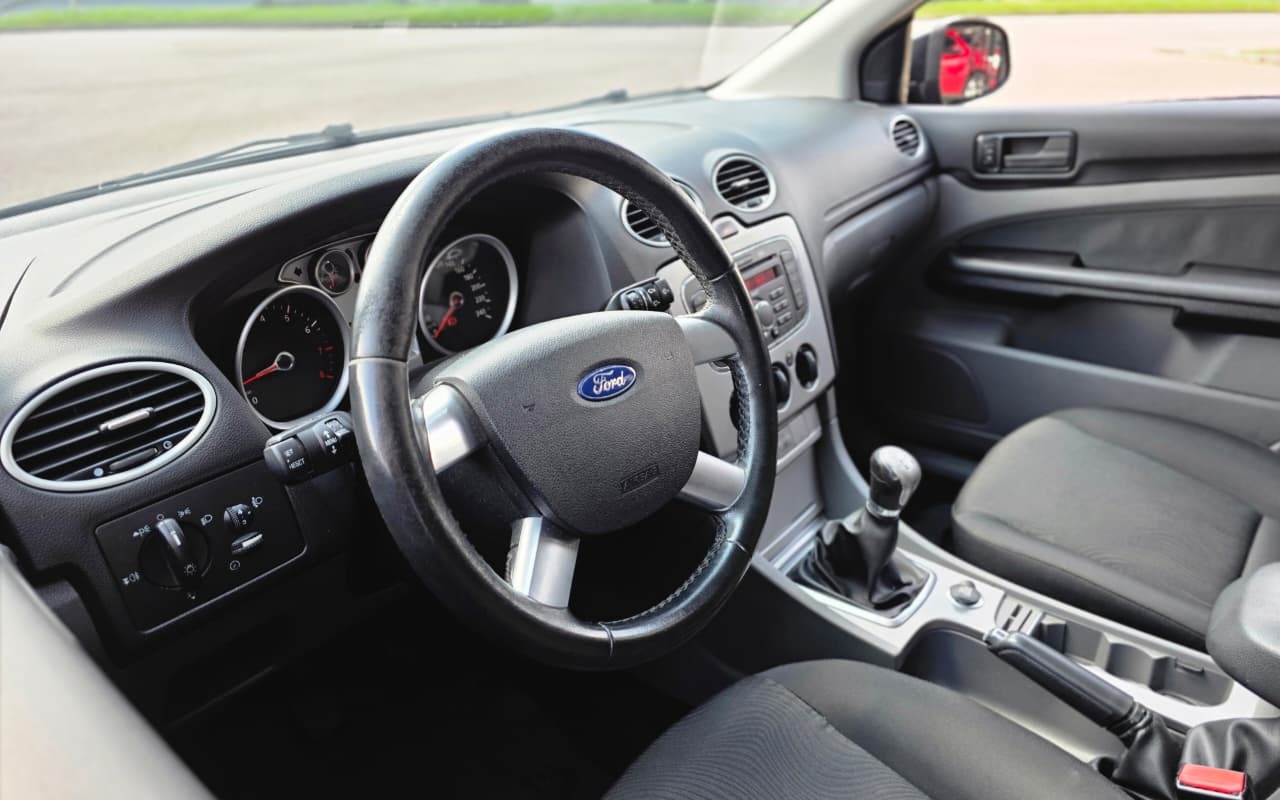 imagem-https://www.socarrao.com.br/sc-vehicle-images-prod/3780127/1789146477087-V2hhdHNBcHAgSW1hZ2UgMjAyNi0wOS0xMSBhdCAxMy41Ni4xNS5qcGVn.jpeg
