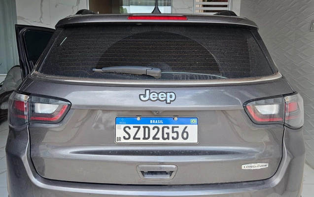 imagem-https://www.socarrao.com.br/sc-vehicle-images-prod/3780170/1789145854832-003_93a776132ea38ffd44f24d639a861570.jpeg