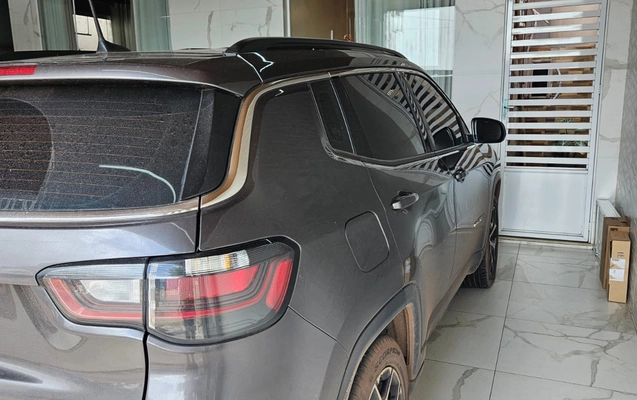 imagem-https://www.socarrao.com.br/sc-vehicle-images-prod/3780170/1789145854833-003_332c1c880ae36e0653f335509e681445.jpeg