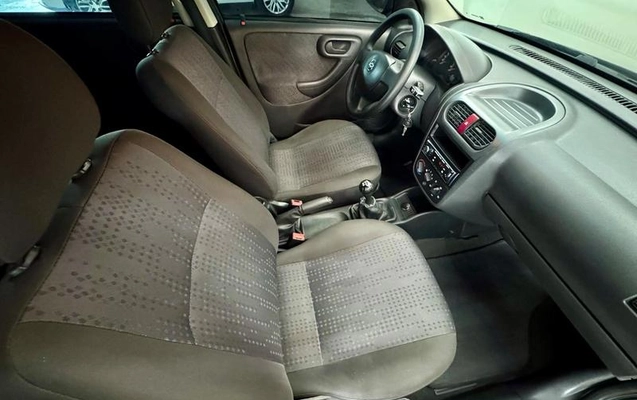 imagem-https://www.socarrao.com.br/sc-vehicle-images-prod/3780182/1789145872242-8413366_11_B_d21bdd7e41.jpeg