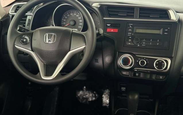 imagem-https://www.socarrao.com.br/sc-vehicle-images-prod/3780193/1789145889161-003_907a2b770776a8f88c971b00904c1a47.jpg