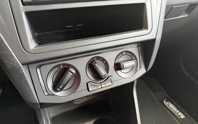 imagem-https://www.socarrao.com.br/sc-vehicle-images-prod/3780299/1789146130889-8418059_5_B_1788d44ee2.jpeg