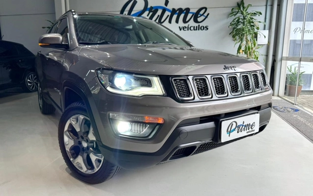 imagem-https://www.socarrao.com.br/sc-vehicle-images-prod/3780329/1789146481074-1_032835.jpg