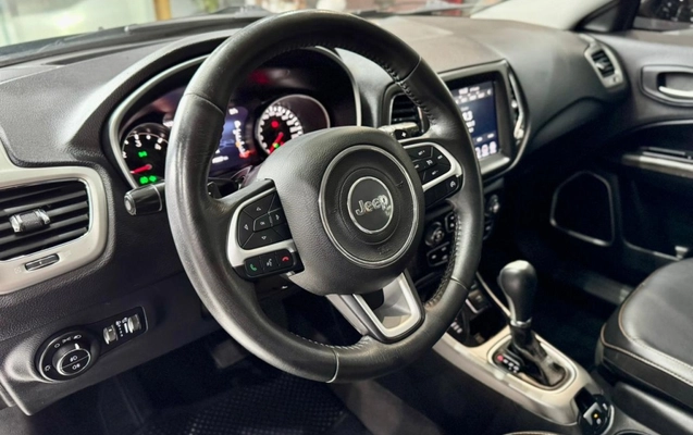 imagem-https://www.socarrao.com.br/sc-vehicle-images-prod/3780329/1789146481087-3_032835.jpg
