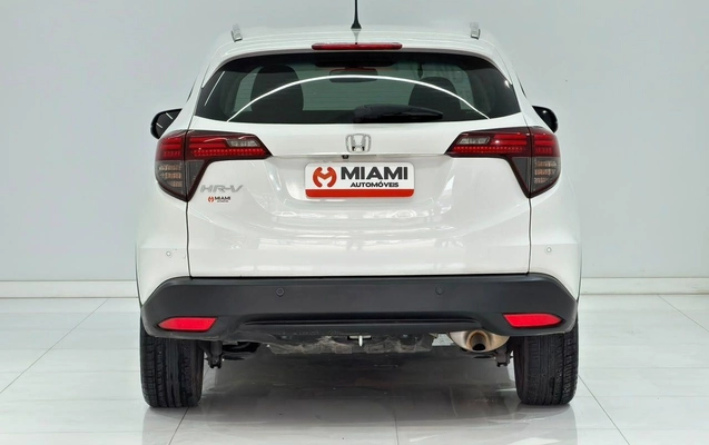 imagem-https://www.socarrao.com.br/sc-vehicle-images-prod/3780540/1789146885448-e170749cf32b492da342ec9e5514b9c4_1789146761432.jpg