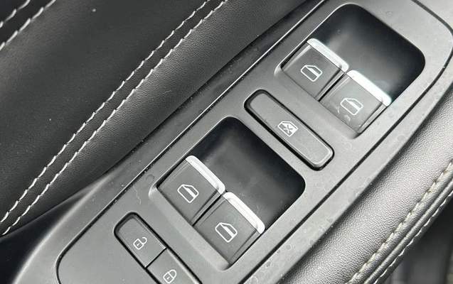 imagem-https://www.socarrao.com.br/sc-vehicle-images-prod/3780545/1789146910870-8465664_9_B_ea07f72811.jpeg