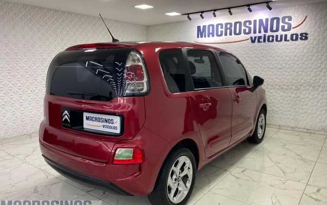 imagem-https://www.socarrao.com.br/sc-vehicle-images-prod/3780574/1789148995140-52c233df3b1447aaa25b524453e2af2b_1789144484760.jpg