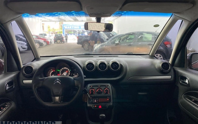 imagem-https://www.socarrao.com.br/sc-vehicle-images-prod/3780600/1789149011051-800e4abdcf404d67abab2d63b130a0d3_1789144484772.jpg