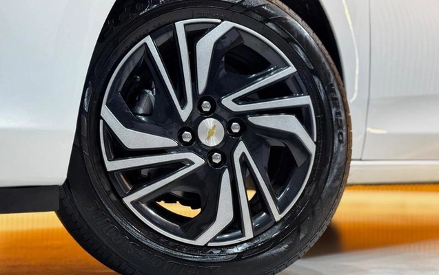 imagem-https://www.socarrao.com.br/sc-vehicle-images-prod/3780637/1789583636856-8447987_3_B_c92415a8eb.jpeg