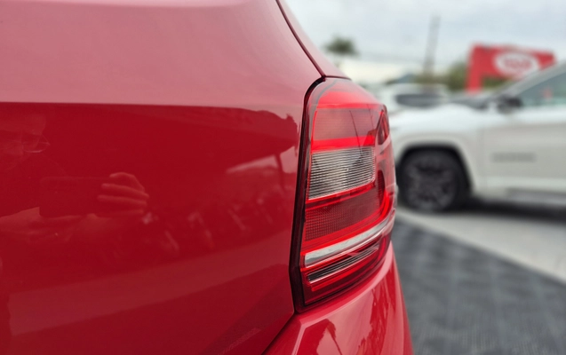 imagem-https://www.socarrao.com.br/sc-vehicle-images-prod/3780824/1789147655281-003_49cd2e503548c034bdef9b98ae829eda.jpg