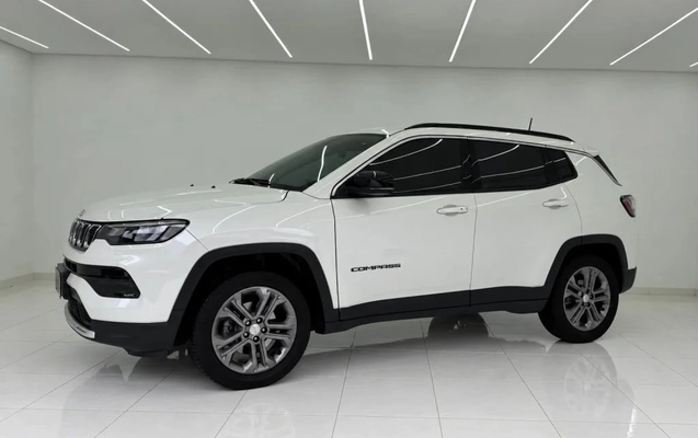 imagem-https://www.socarrao.com.br/sc-vehicle-images-prod/3780838/1789674353592-vehicle_image_1789674294_f3ccdd27d2000e3f9255a7e3e2c48800.jpeg