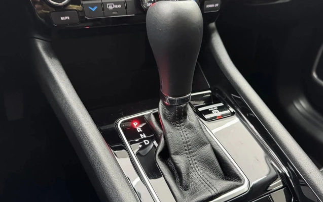 imagem-https://www.socarrao.com.br/sc-vehicle-images-prod/3780838/1789674353610-vehicle_image_1789674316_62bf1edb36141f114521ec4bb4175579.jpeg