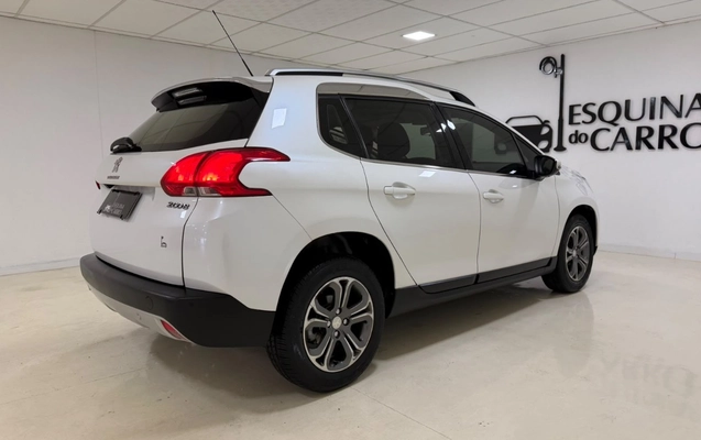 imagem-https://www.socarrao.com.br/sc-vehicle-images-prod/3780871/1789147871226-V2hhdHNBcHAgSW1hZ2UgMjAyNi0wOS0xMSBhdCAxMy41MC4yNyAoMikuanBlZw.jpeg