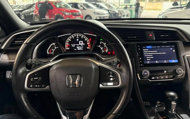 imagem-https://www.socarrao.com.br/sc-vehicle-images-prod/3780983/1789405219851-8467677_5_B_e34b871833.jpeg