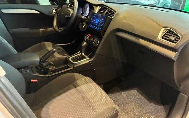imagem-https://www.socarrao.com.br/sc-vehicle-images-prod/3781020/1789148330302-8359260_4_B_720ab24dc3.jpeg