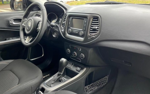imagem-https://www.socarrao.com.br/sc-vehicle-images-prod/3781052/1789220472413-8461092_10_B_c02162d922.jpeg