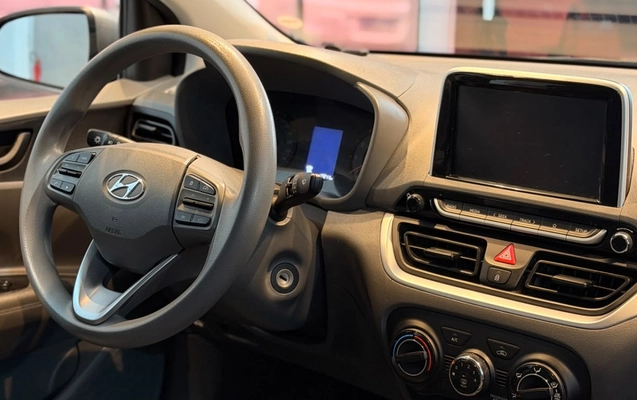imagem-https://www.socarrao.com.br/sc-vehicle-images-prod/3781066/1789148409611-V2hhdHNBcHAgSW1hZ2UgMjAyNi0wOS0xMCBhdCAxNC41NS4wMiAoMikuanBlZw.jpeg