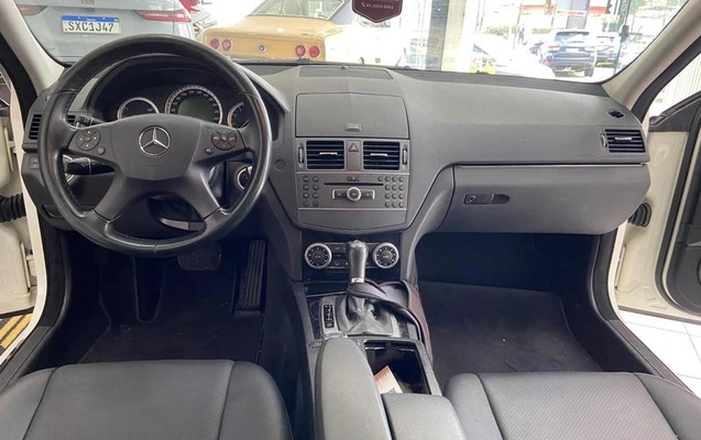imagem-https://www.socarrao.com.br/sc-vehicle-images-prod/3781192/1789148648992-8468214_8_B_bf736401bb.jpeg
