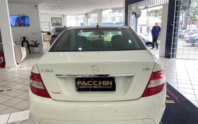 imagem-https://www.socarrao.com.br/sc-vehicle-images-prod/3781192/1789148649000-8468214_7_B_ff2109a9c5.jpeg