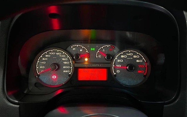 imagem-https://www.socarrao.com.br/sc-vehicle-images-prod/3781199/1789406049476-8386115_2_B_6fe3c6c927.jpeg