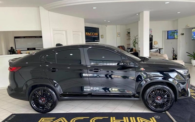 imagem-https://www.socarrao.com.br/sc-vehicle-images-prod/3781202/1789148660061-8413146_25_B_3da954cdb7.jpeg