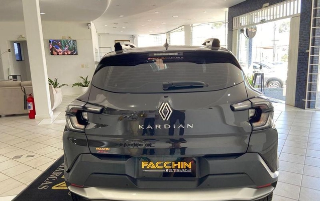 imagem-https://www.socarrao.com.br/sc-vehicle-images-prod/3781204/1789148662057-8420440_17_B_b117b48819.jpeg