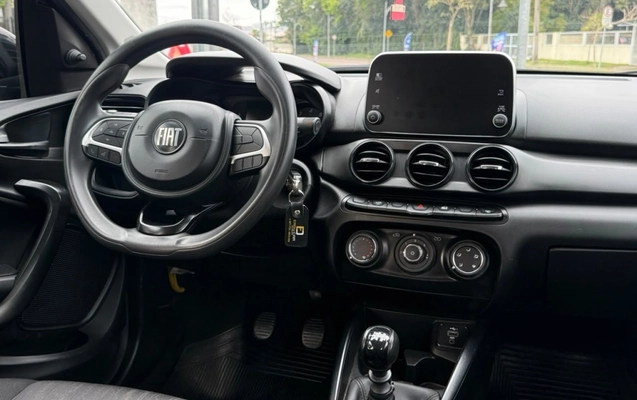 imagem-https://www.socarrao.com.br/sc-vehicle-images-prod/3781297/1789148891820-6_101350.jpg