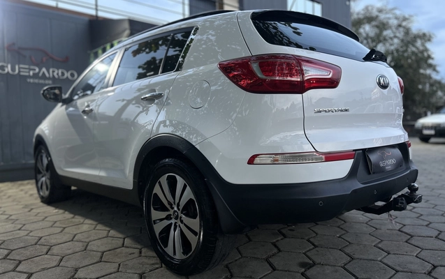 imagem-https://www.socarrao.com.br/sc-vehicle-images-prod/3781336/1789149000565-1_021305.jpg
