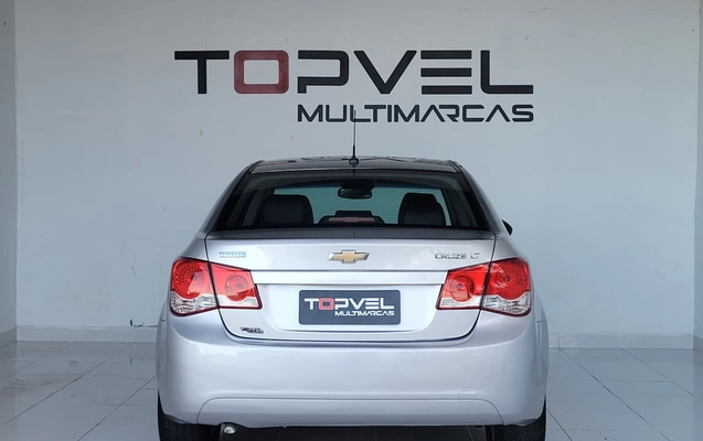 imagem-https://www.socarrao.com.br/sc-vehicle-images-prod/3781341/1789149080137-003_b2898b30dcdc702f86183aa1d14d7b95.jpeg