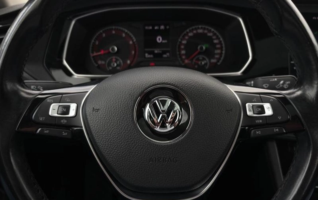 imagem-https://www.socarrao.com.br/sc-vehicle-images-prod/3781342/1789149717007-8468431_7_B_d718749ae3.jpeg