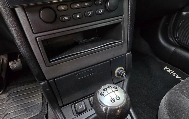 imagem-https://www.socarrao.com.br/sc-vehicle-images-prod/3781344/1789149145081-8410114_8_B_3fc74d1d3a.jpeg