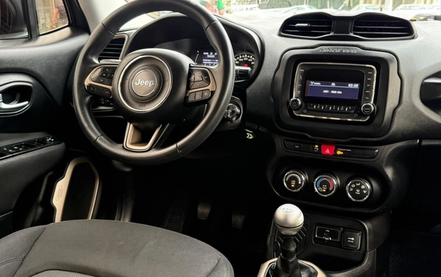 imagem-https://www.socarrao.com.br/sc-vehicle-images-prod/3781355/1789149184792-4_014932.jpg