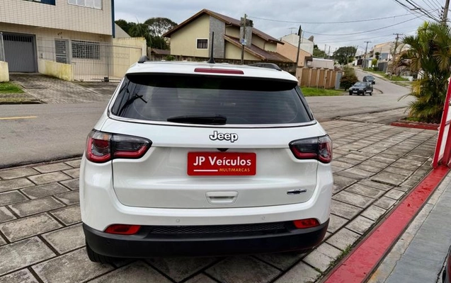 imagem-https://www.socarrao.com.br/sc-vehicle-images-prod/3781411/1789149267318-8429250_5_B_45b89608e6.jpeg