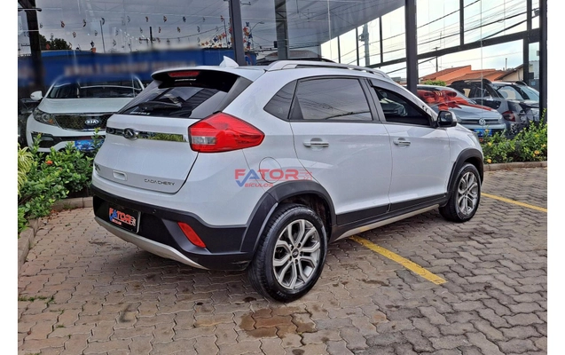 imagem-https://www.socarrao.com.br/sc-vehicle-images-prod/3781432/1789149297109-08ba21f288704ecb9dd16f1013e428cd_1781015030368.jpg