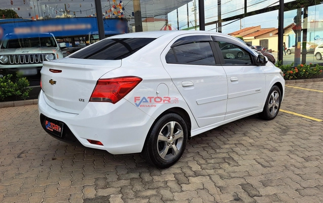 imagem-https://www.socarrao.com.br/sc-vehicle-images-prod/3781495/1789149381786-d7ee90bdc65c4accb7b12eb1895d9ad0_1756491012662.jpg