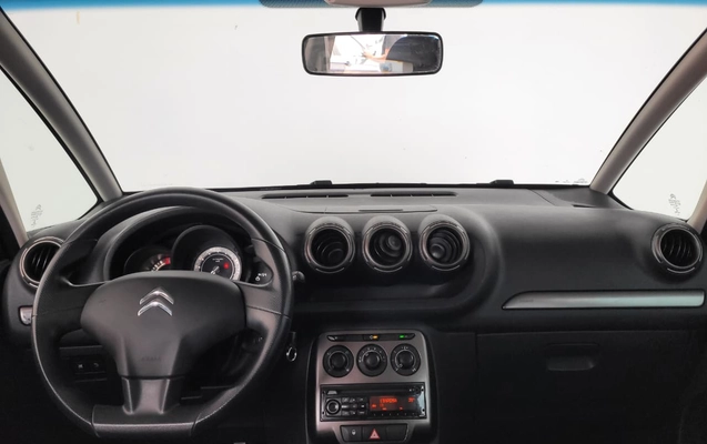 imagem-https://www.socarrao.com.br/sc-vehicle-images-prod/3781550/1789149450914-003_7126c6fb61dcde0c46a08bd42d4ded91.jpeg