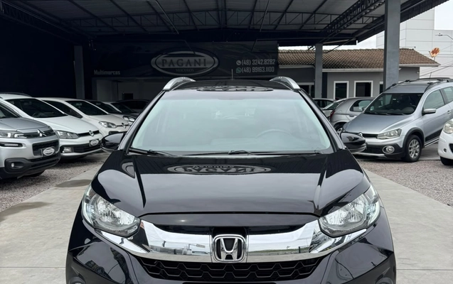 imagem-https://www.socarrao.com.br/sc-vehicle-images-prod/3781611/1789149692508-003_5ef22c27b96ffdf3fb8d35e6976fcab3.jpeg