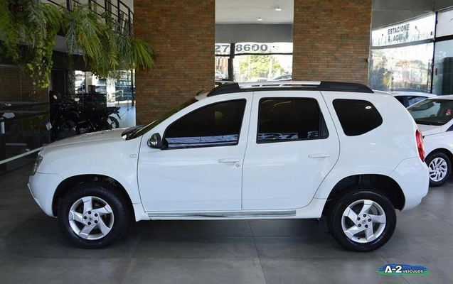 imagem-https://www.socarrao.com.br/sc-vehicle-images-prod/3781682/1789579695166-8414593_6_B_0dbf59a071.jpeg