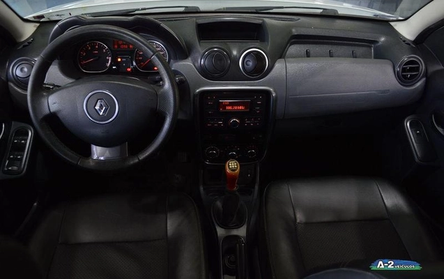 imagem-https://www.socarrao.com.br/sc-vehicle-images-prod/3781682/1789579695175-8414593_13_B_0a3849055f.jpeg