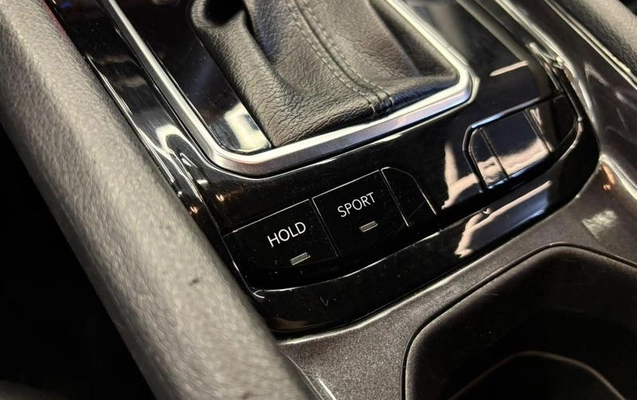 imagem-https://www.socarrao.com.br/sc-vehicle-images-prod/3781735/1790024848383-8383131_16_B_b0fce6ae00.jpeg