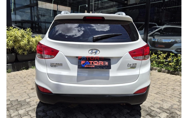 imagem-https://www.socarrao.com.br/sc-vehicle-images-prod/3781840/1789150652899-4a89360791d54cebb8b62294a0fc0e8a_1778685136208.jpg