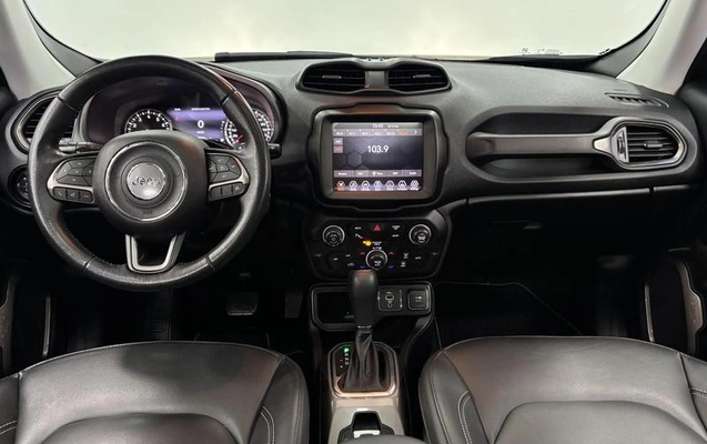 imagem-https://www.socarrao.com.br/sc-vehicle-images-prod/3781939/1789406865819-8468683_3_B_e3e82fdbf4.jpeg