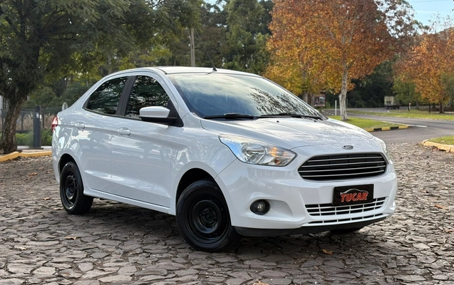 imagem-https://www.socarrao.com.br/sc-vehicle-images-prod/3782008/1789150699896-17836361-9132-449d-8c61-0939415c086c.jpg
