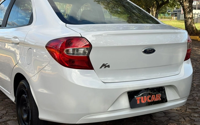 imagem-https://www.socarrao.com.br/sc-vehicle-images-prod/3782008/1789150699907-3f984f89-6525-435c-8ee1-d5c97aacf3bf.jpg