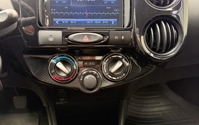 imagem-https://www.socarrao.com.br/sc-vehicle-images-prod/3782012/1789153611222-vehicle_image_1789150286_e10246b86da6e0d2cab8f299dd2bd89a.jpeg
