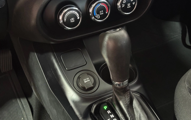 imagem-https://www.socarrao.com.br/sc-vehicle-images-prod/3782050/1789587841501-fc9bb81457e64ccdabad1f65f149dc19_1789587808826.jpg