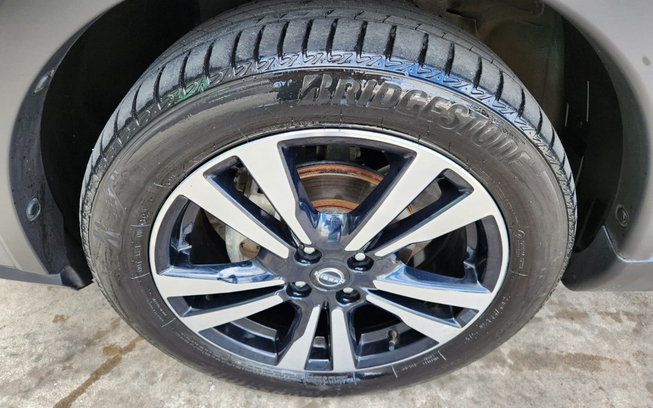 imagem-https://www.socarrao.com.br/sc-vehicle-images-prod/3782182/1789151148374-V2hhdHNBcHAgSW1hZ2UgMjAyNi0wNC0yMiBhdCAxMC4yNC4yMC5qcGVn.jpeg